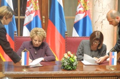 12 May 2015 The Speaker of the National Assembly of the Republic of Serbia Maja Gojkovic and the Chairperson of the Russian Federation Council Valentina Matviyenko